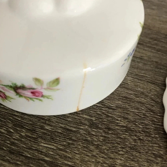 Vtg Royal Albert Moss Rose Covered Butter Dish - Picture 6 of 10